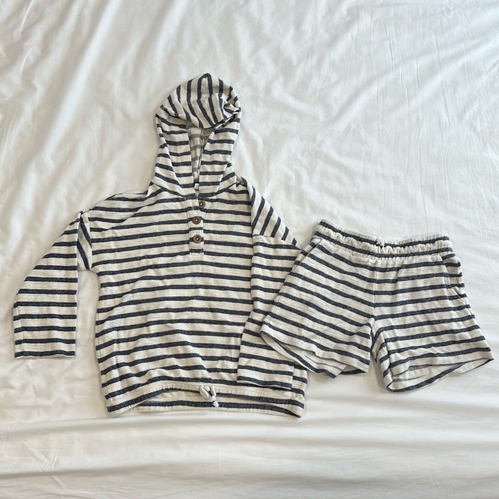 Kids Old Navy shorts and sweater set